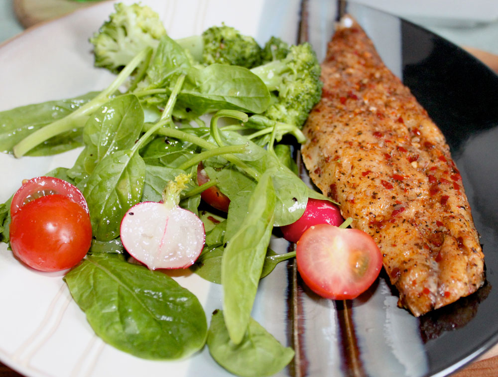 Mackerel-SpinachSalad-Brocolli-cropped