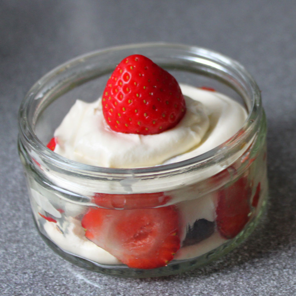 individual-strawberry-cookie-tiramisu-cropped